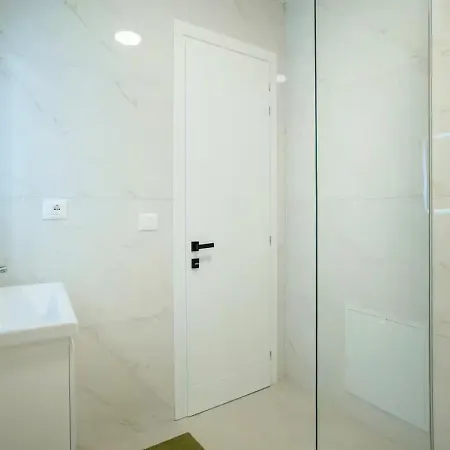 Fancy Apartment *